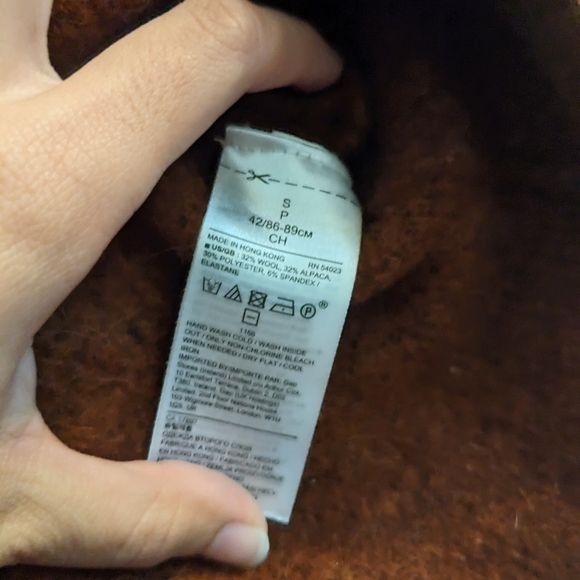 Banana Republic wool sweater, size S - Picture 3 of 3